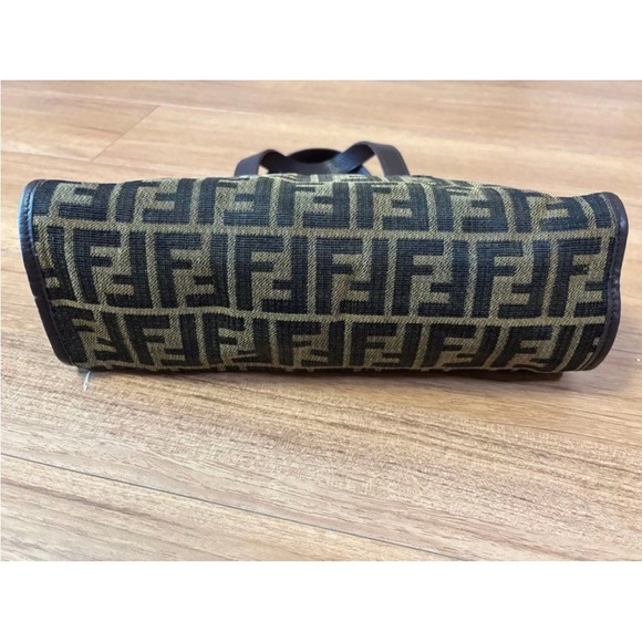 Fendi Black and Brown Logo Tote - Picture 3 of 13